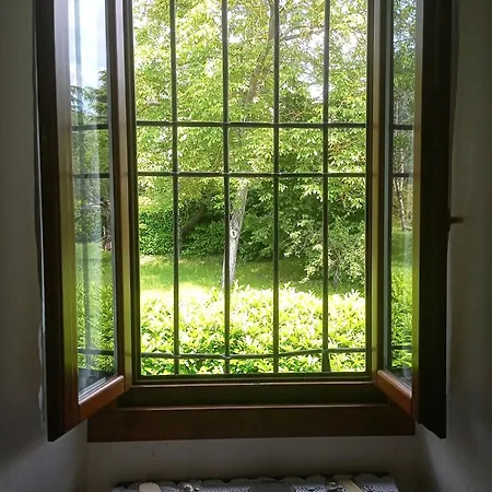 Bed & Breakfast Dulcius Ex Asperis