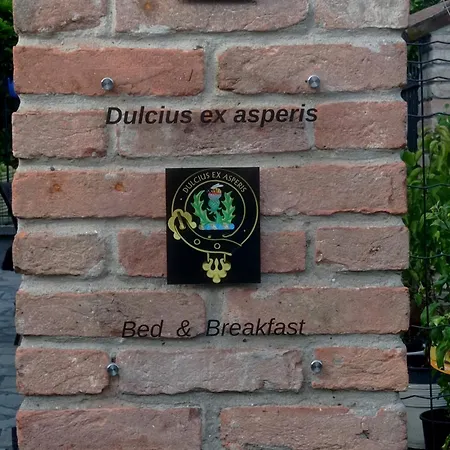 Dulcius Ex Asperis *