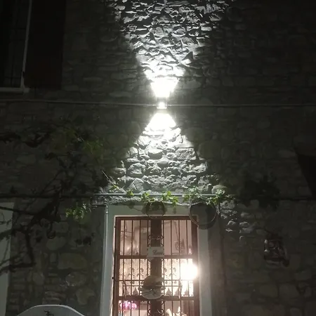 Dulcius Ex Asperis Bed & Breakfast *